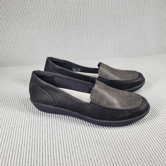 Clarks black loafers - Picture 3 of 12
